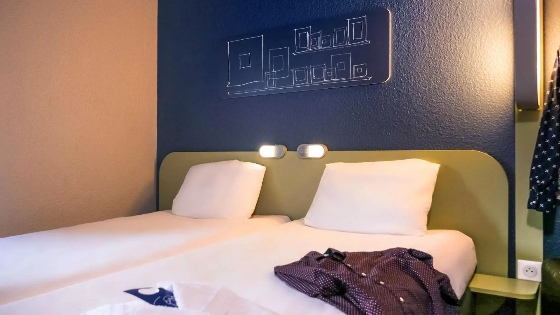 Отель Ibis Budget Arles Sud Fourchon