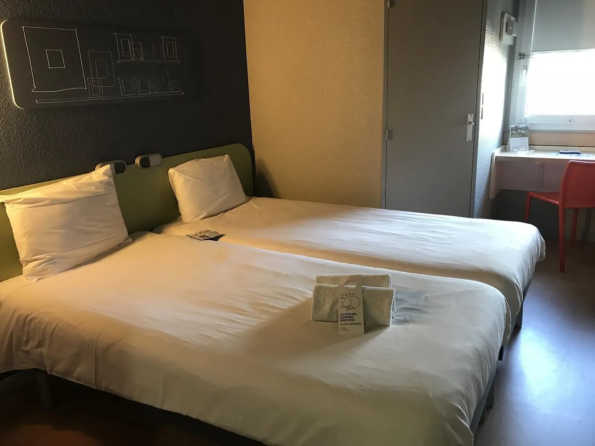 Отель Ibis Budget Arles Sud Fourchon 2*,  Франция