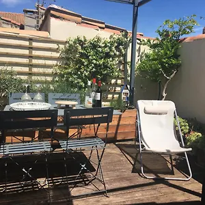 Holiday home Maison Avec Terrasse A Arles, Provence, Arles
