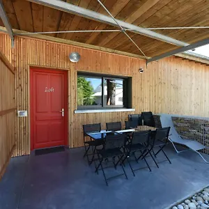 les-chalets-de-maramour.hotels-rhonealpes.com/